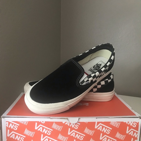 vans x peanuts stockx
